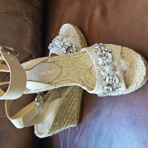 Feminine Boho Chic Espadrille Sandals w/ Rhinestones Ivanka Trump Size 6